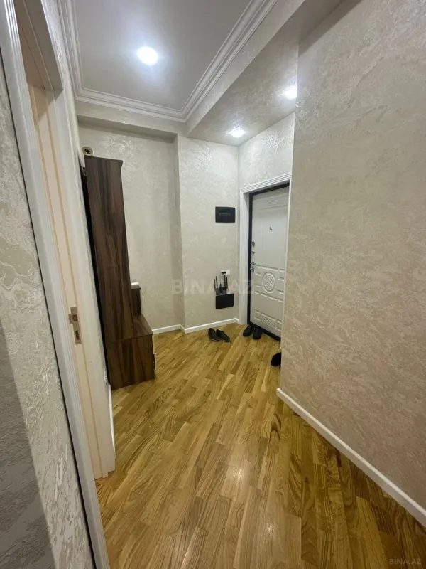 Kirayə verilir 2 otaqlı mənzil 65 m²
