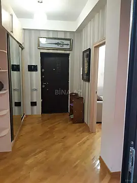 Satılır 1 otaqlı mənzil 61 m²
