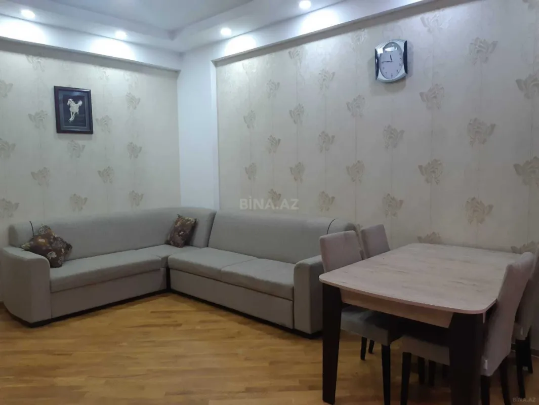 Satılır 1 otaqlı mənzil 61 m²