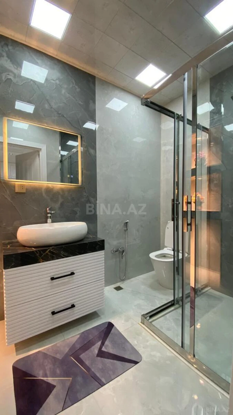 Satılır 3 otaqlı mənzil 105 m²