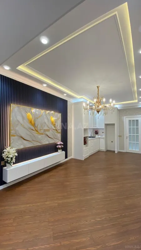 Satılır 3 otaqlı mənzil 105 m²