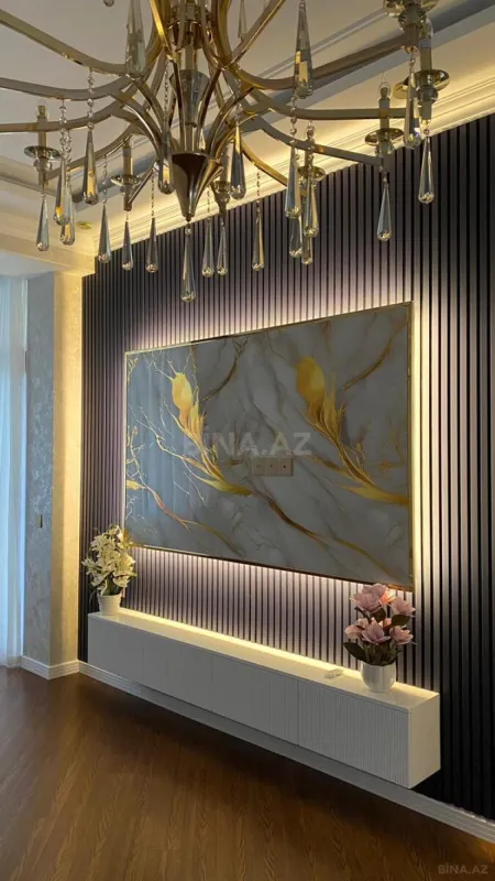 Satılır 3 otaqlı mənzil 105 m²