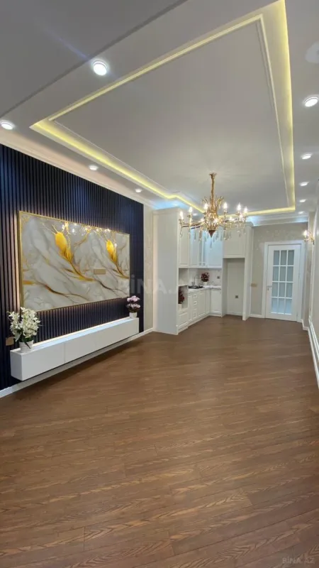 Satılır 3 otaqlı mənzil 105 m²