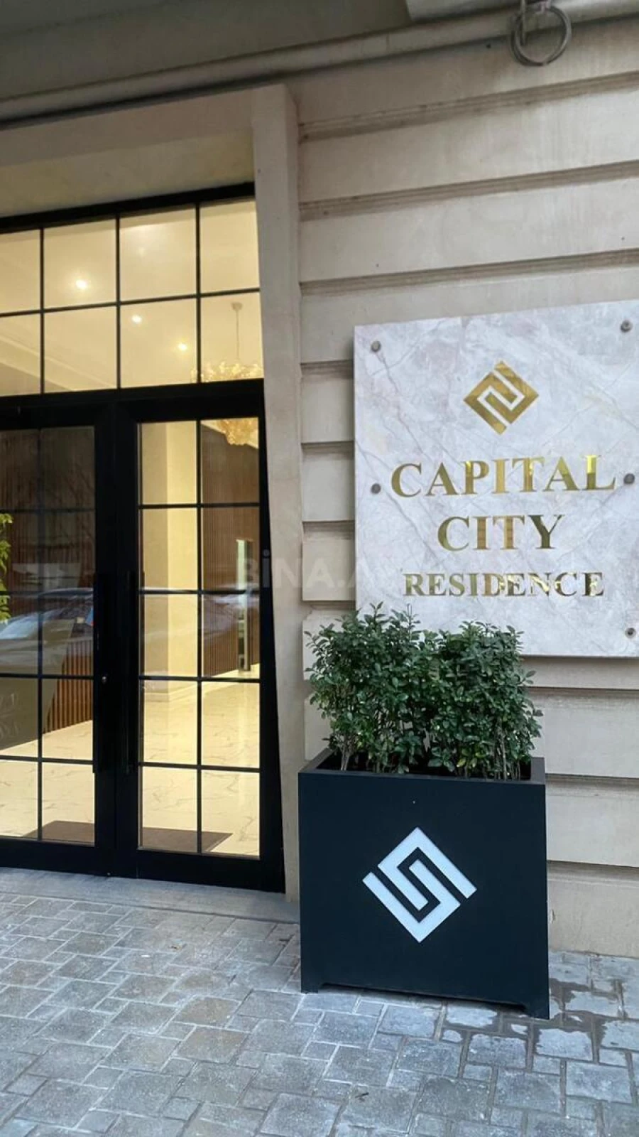Satılır 3 otaqlı mənzil 105 m²