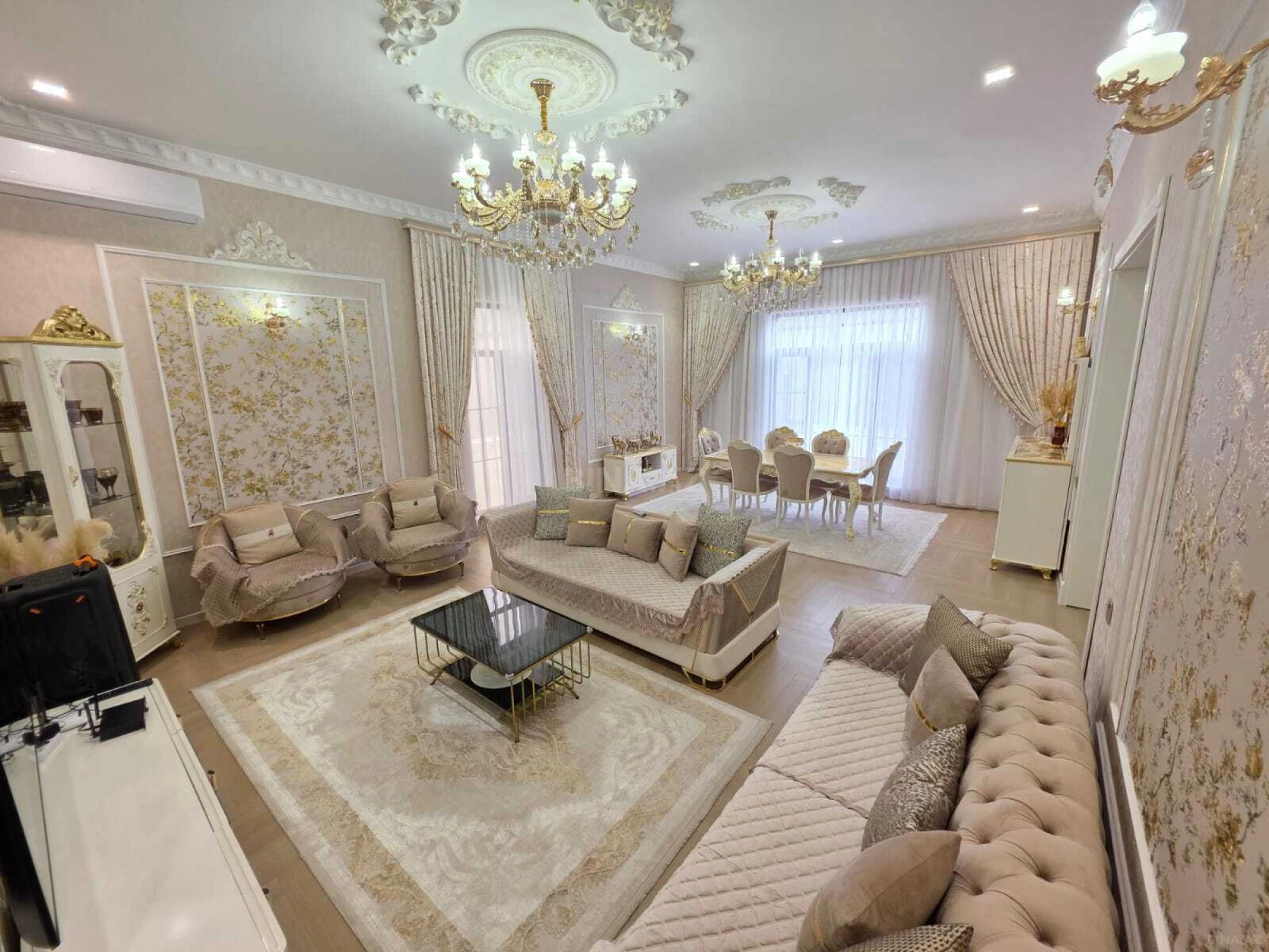 Satılır 4 otaqlı həyət evi 200 m²