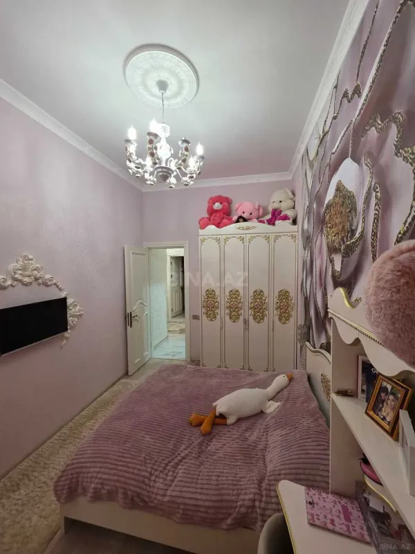Satılır 4 otaqlı həyət evi 200 m²