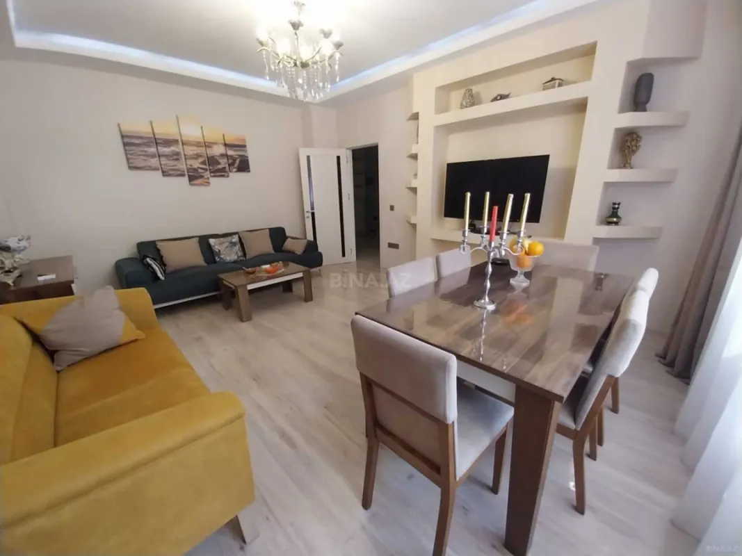 Satılır 3 otaqlı mənzil 102.5 m²