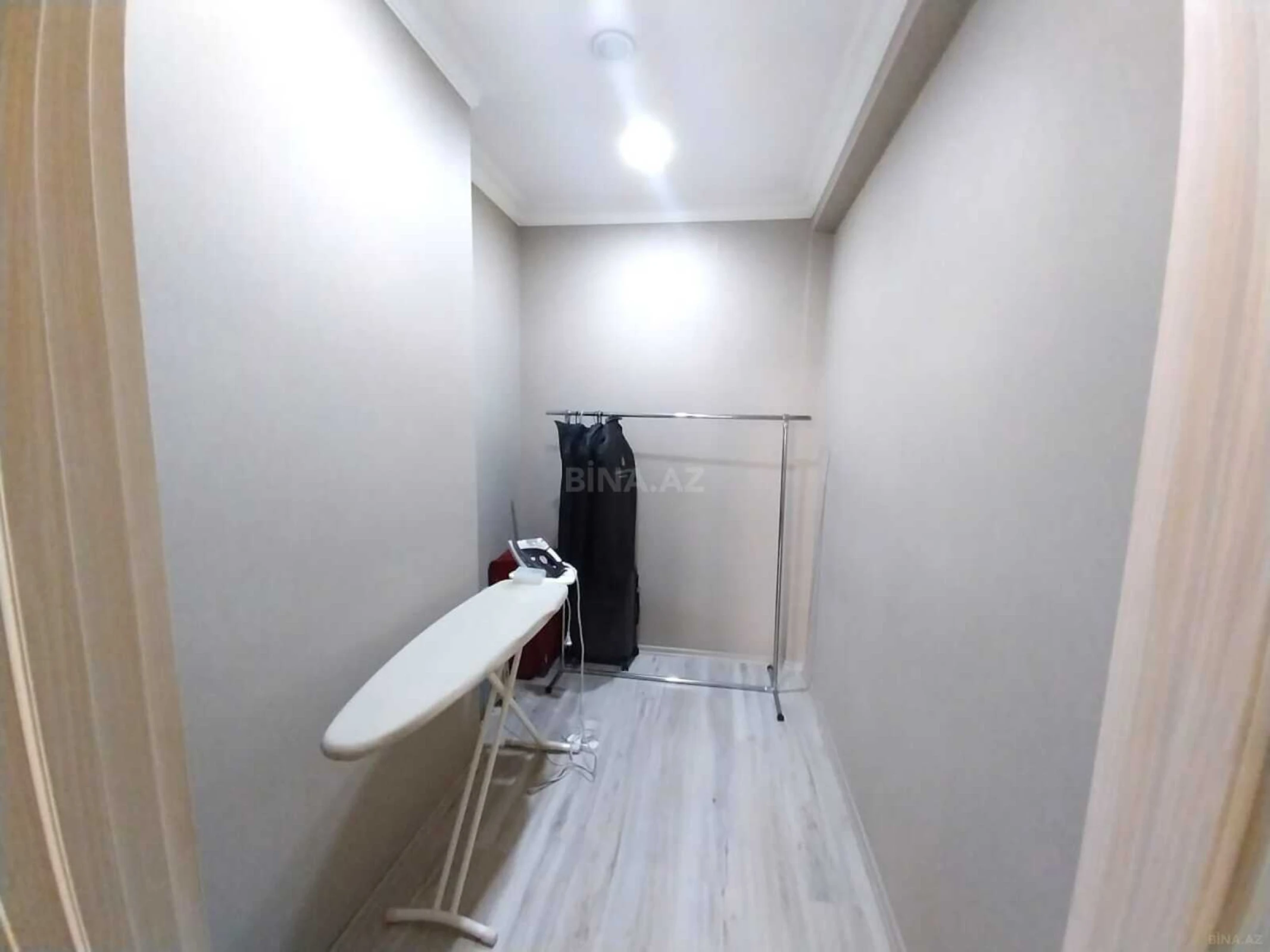 Satılır 3 otaqlı mənzil 102.5 m²