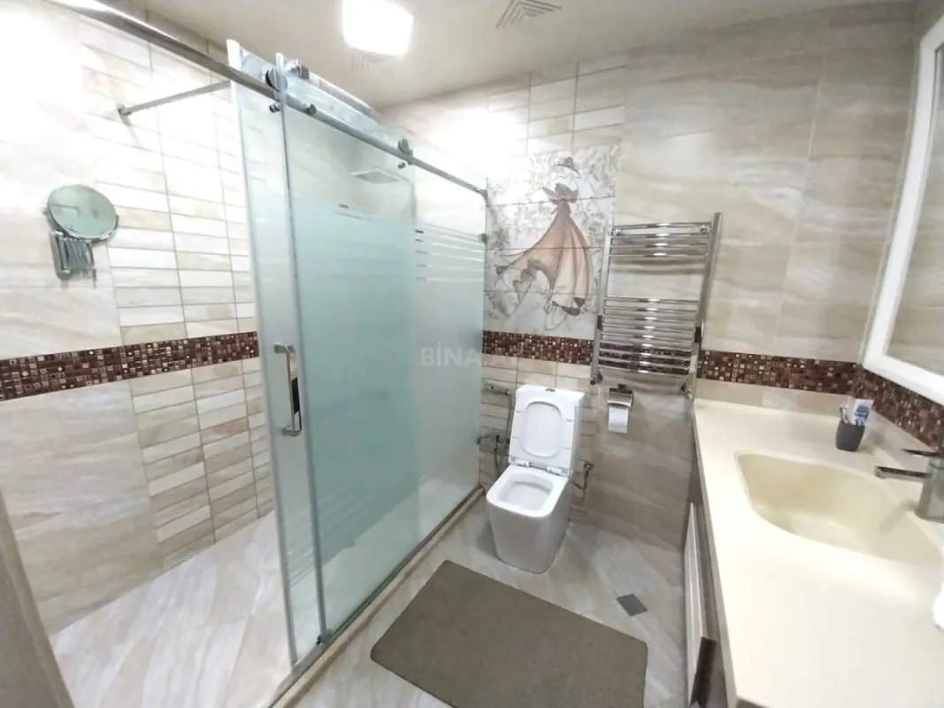Satılır 3 otaqlı mənzil 102.5 m²