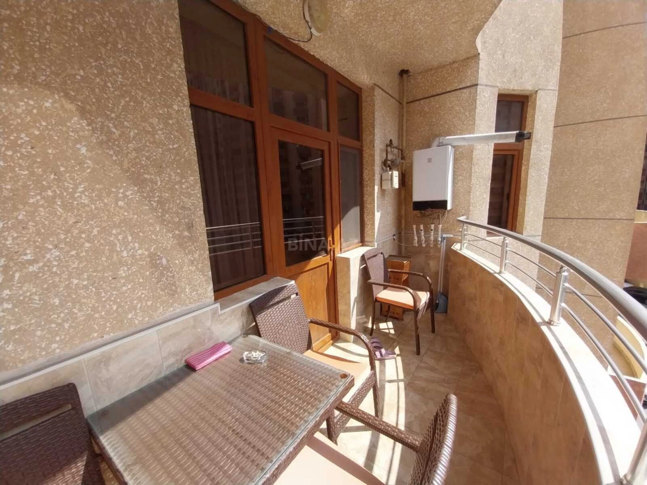 Satılır 3 otaqlı mənzil 102.5 m²