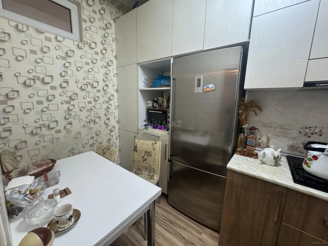 Satılır 2 otaqlı mənzil 70 m²