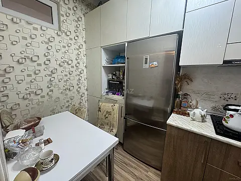 Satılır 2 otaqlı mənzil 70 m²