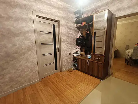 Satılır 2 otaqlı mənzil 80 m²