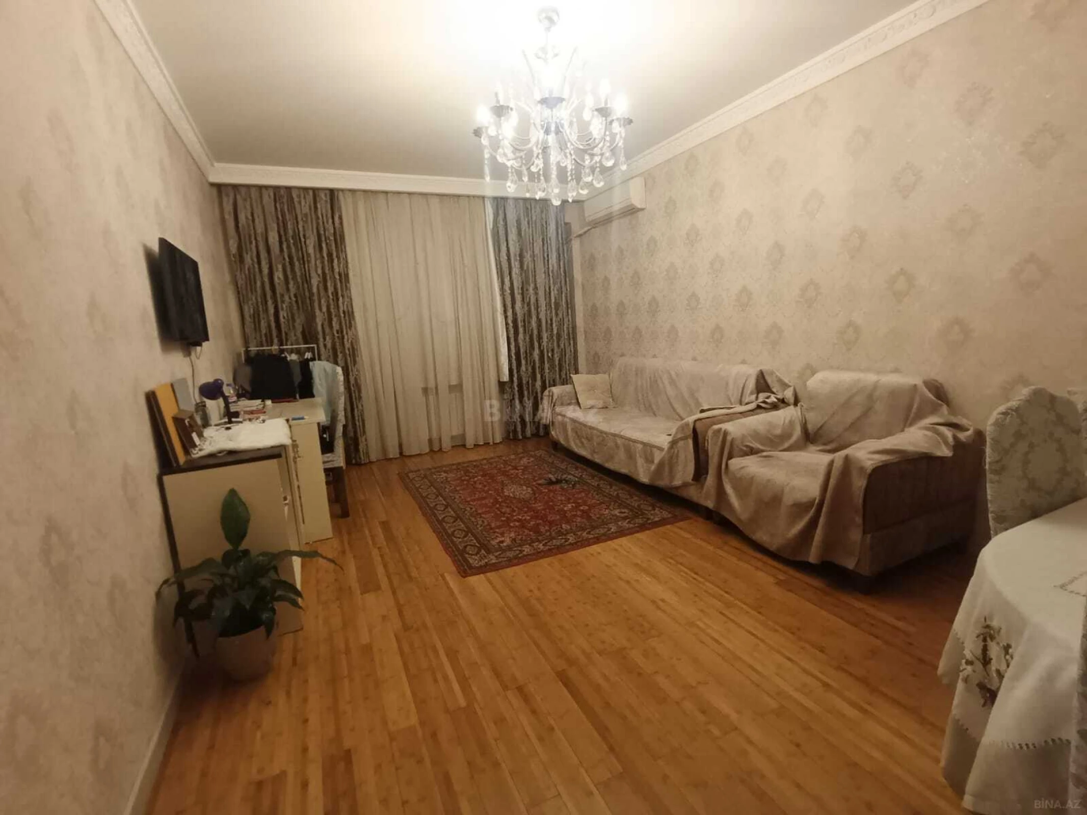 Satılır 2 otaqlı mənzil 80 m²