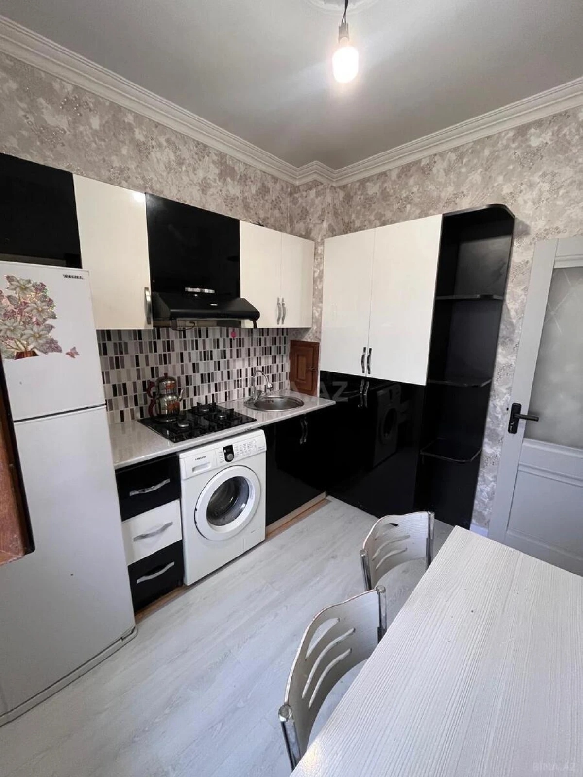 Satılır 3 otaqlı mənzil 74 m²