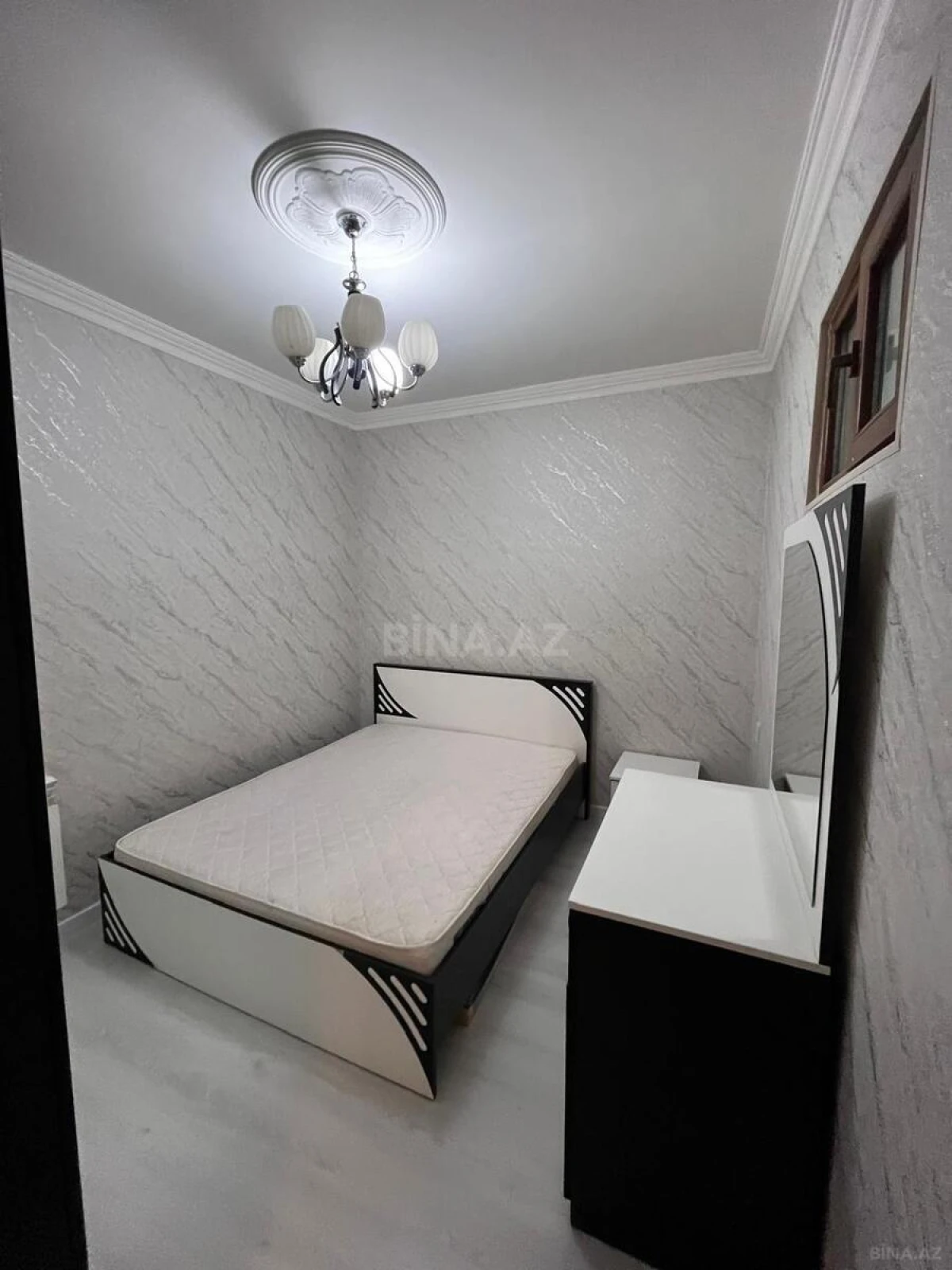 Satılır 3 otaqlı mənzil 74 m²