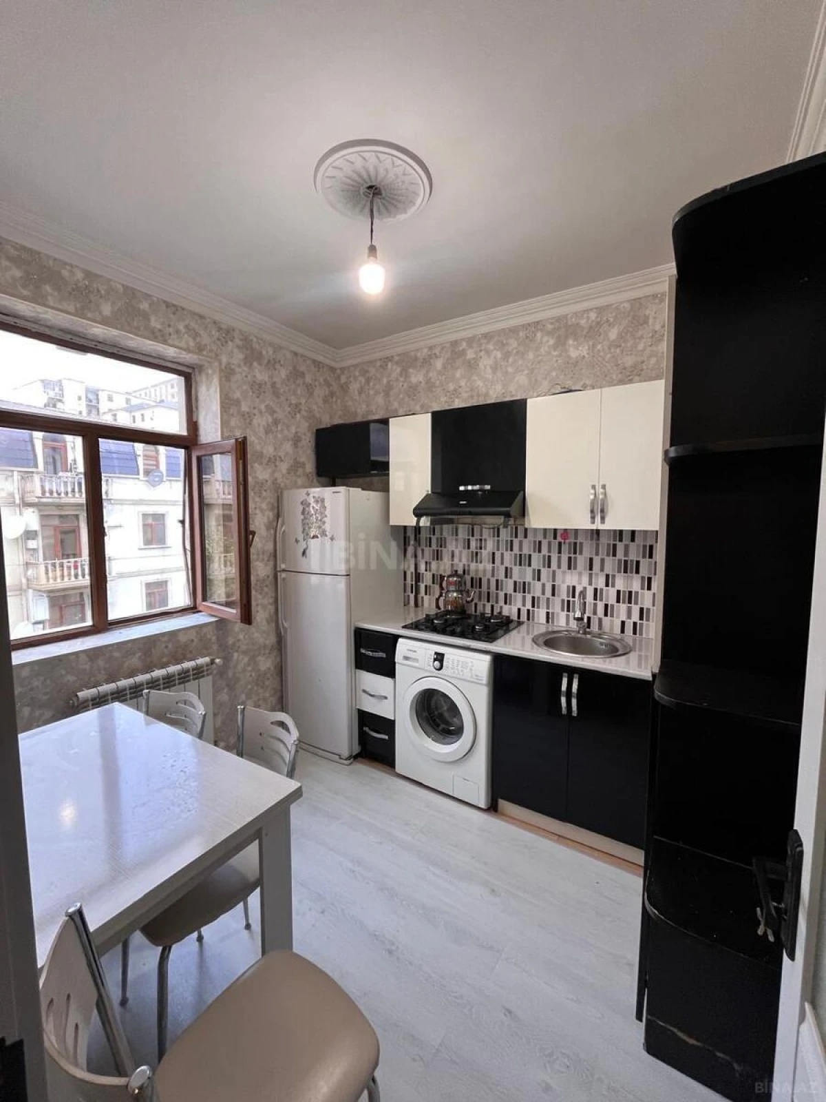 Satılır 3 otaqlı mənzil 74 m²