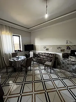 Satılır 7 otaqlı həyət evi 320 m²