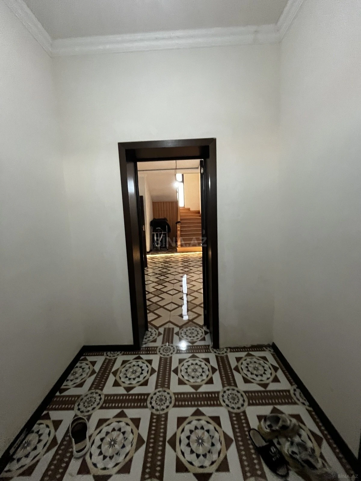 Satılır 7 otaqlı həyət evi 320 m²