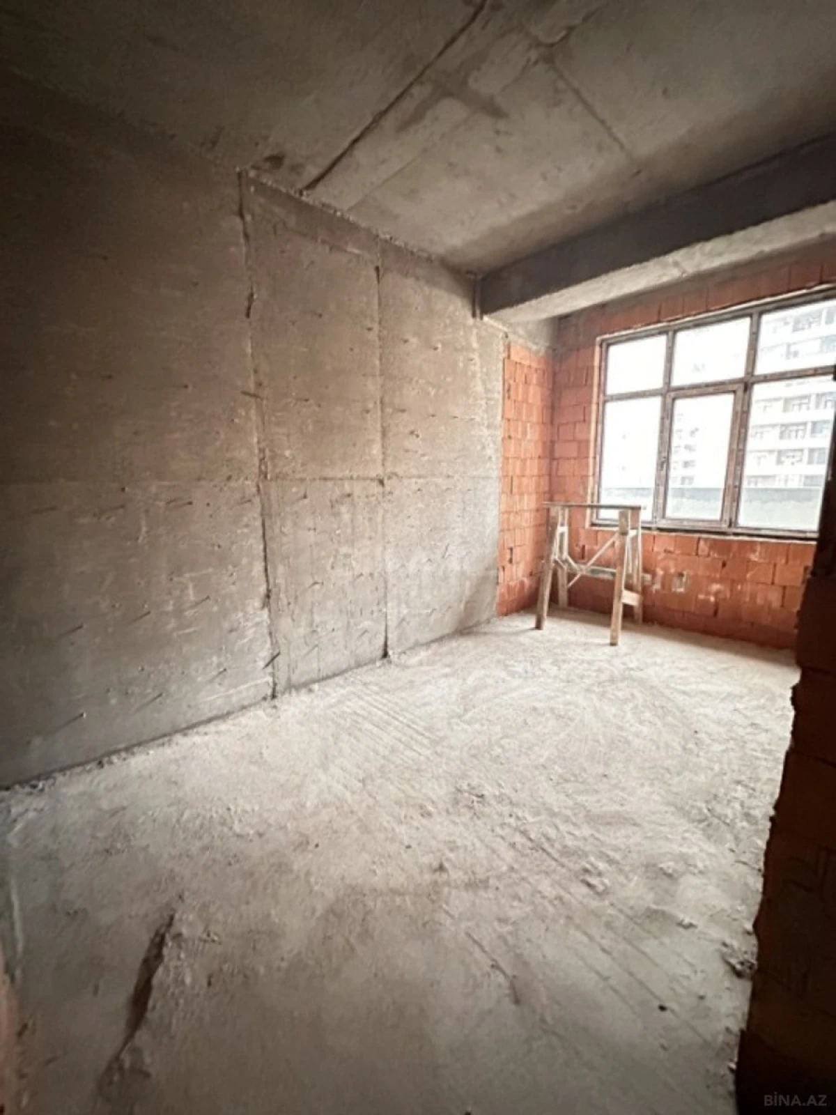 Satılır 2 otaqlı mənzil 80 m²