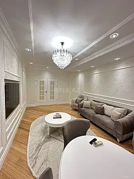 Satılır 3 otaqlı mənzil 140 m²