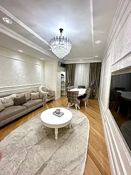 Satılır 3 otaqlı mənzil 140 m²