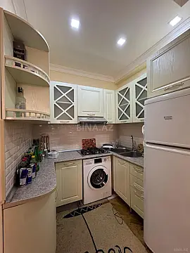 Satılır 2 otaqlı mənzil 78 m²