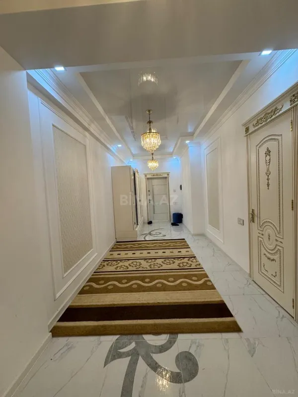 Satılır 2 otaqlı mənzil 78 m²