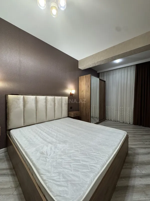Kirayə verilir 3 otaqlı mənzil 120 m²