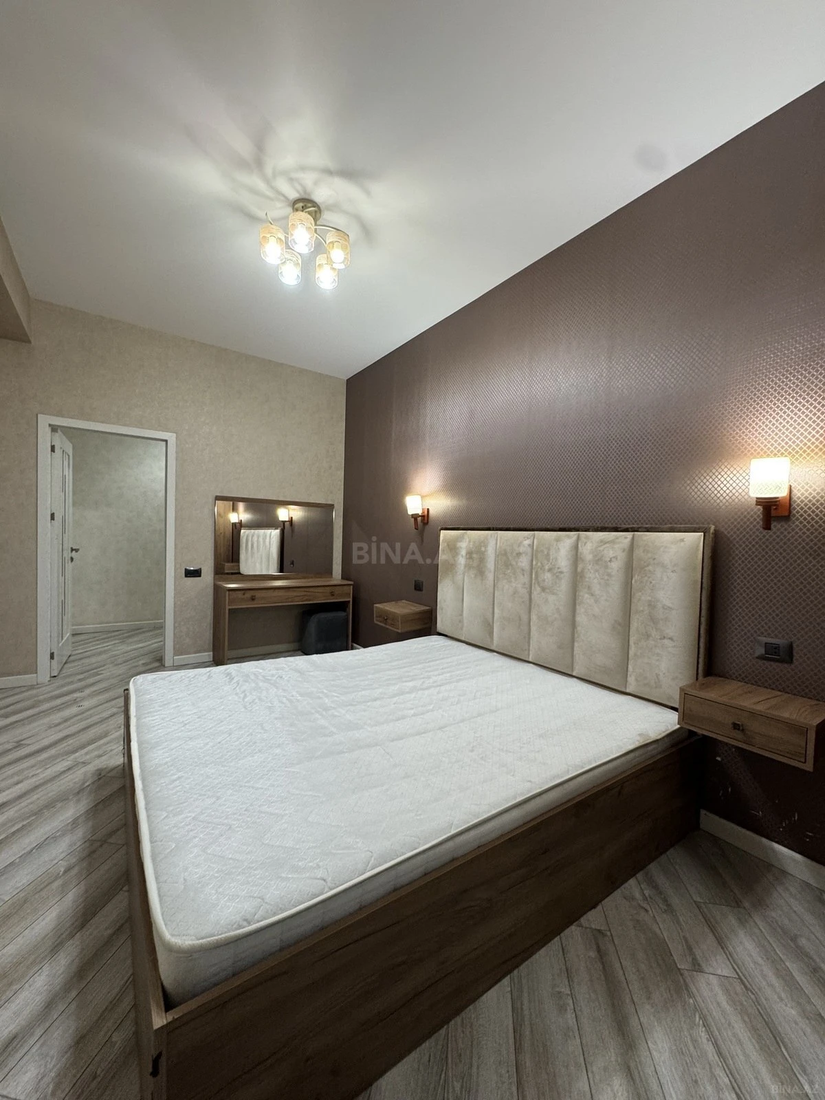 Kirayə verilir 3 otaqlı mənzil 120 m²