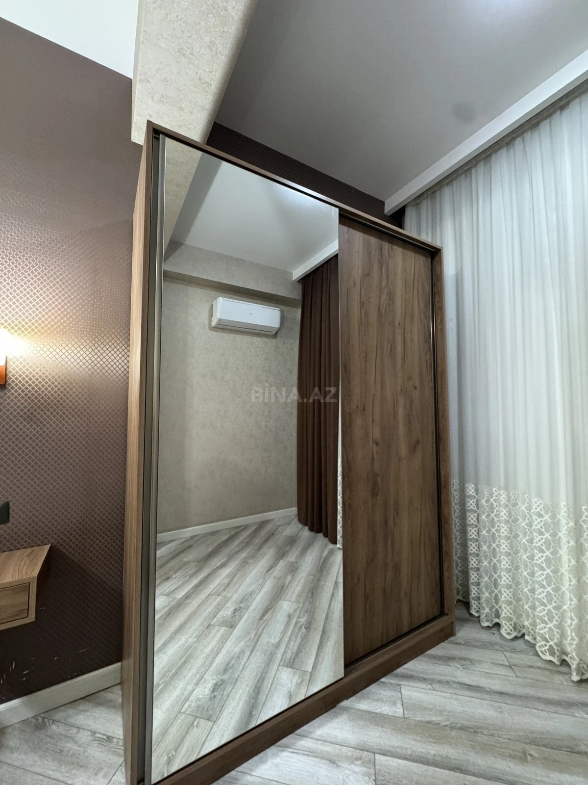 Kirayə verilir 3 otaqlı mənzil 120 m²