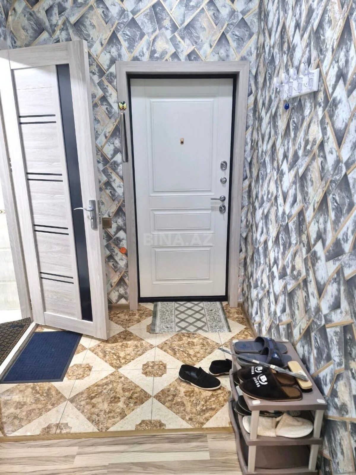 Satılır 2 otaqlı mənzil 56 m²