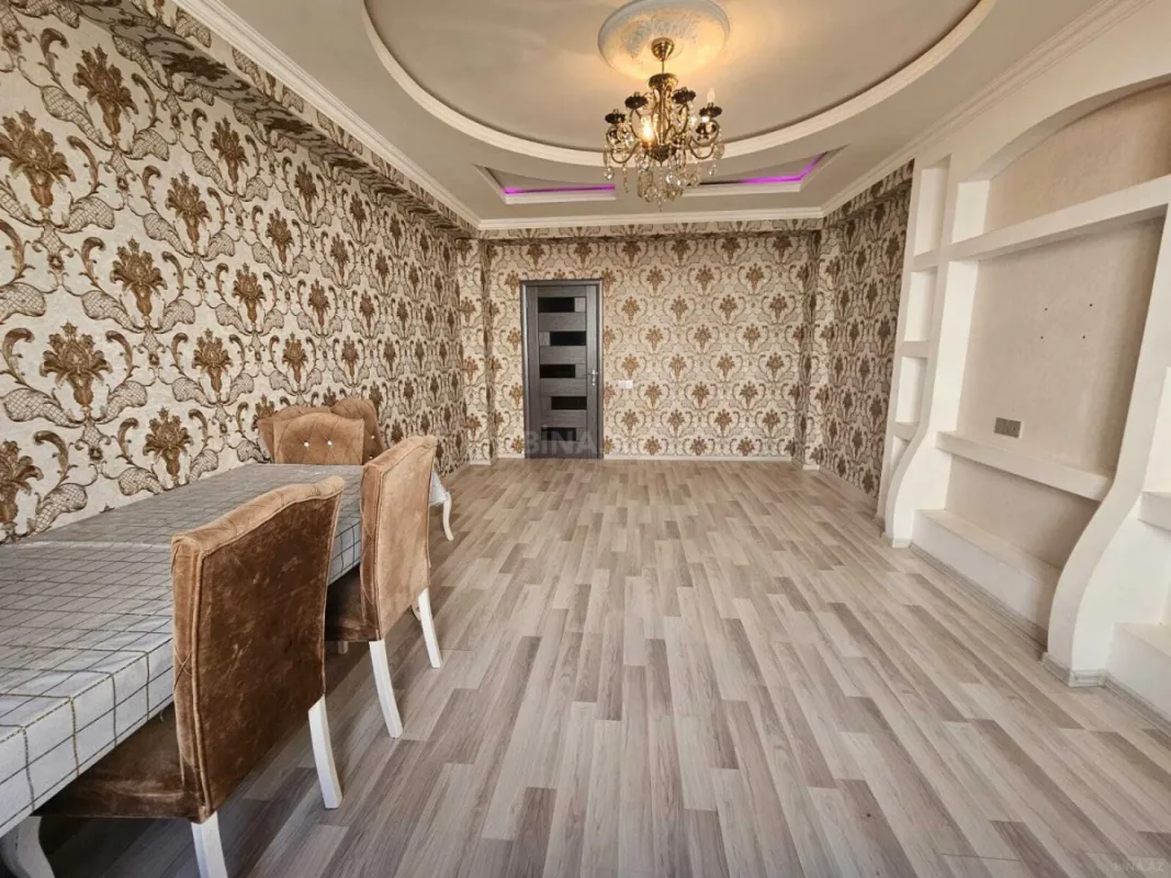 Satılır 2 otaqlı mənzil 57 m²