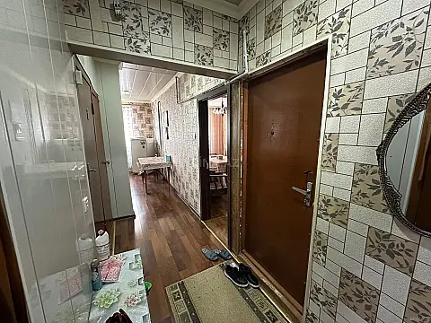 Satılır 2 otaqlı mənzil 60 m²