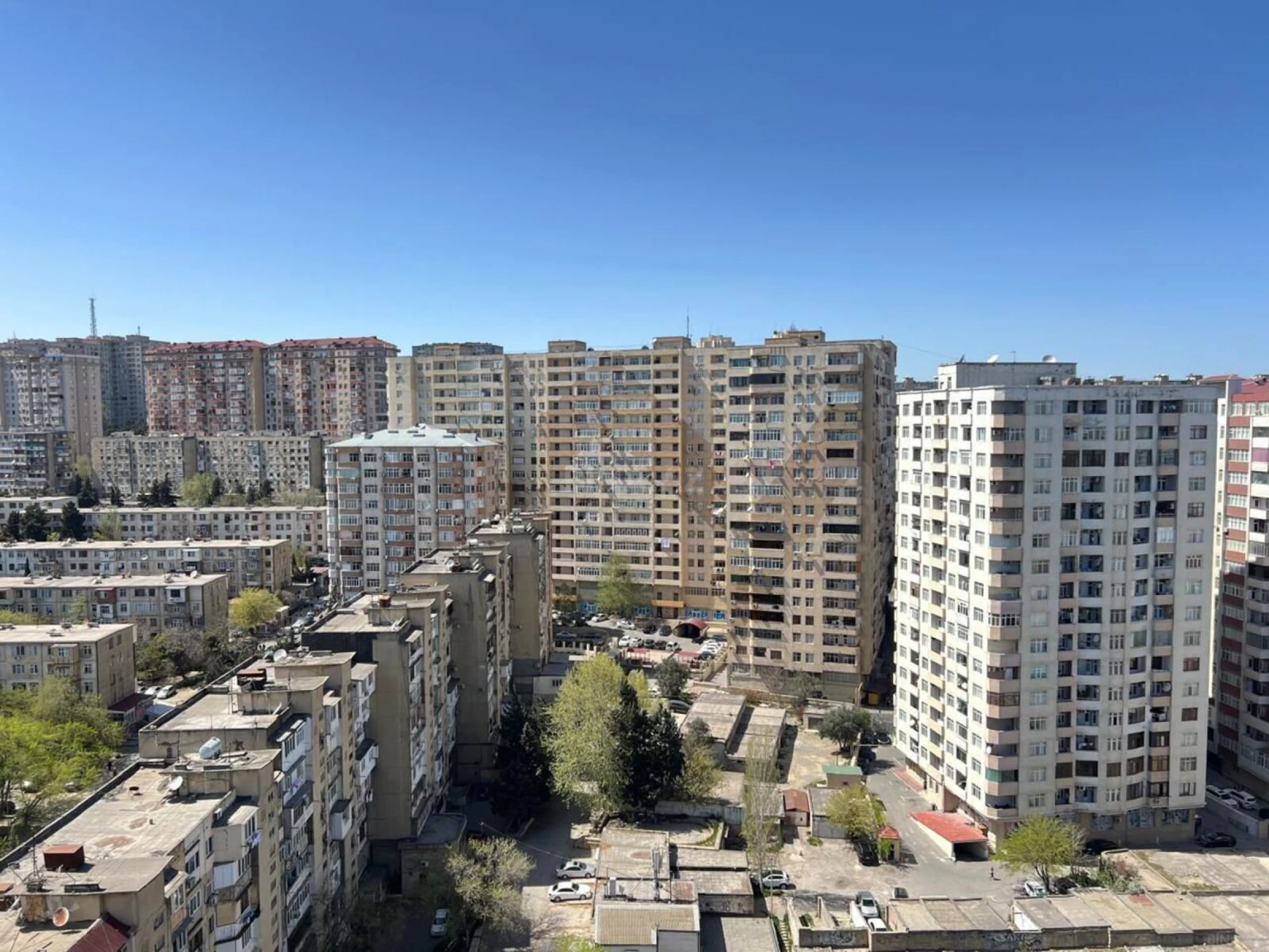 Satılır 3 otaqlı mənzil 100 m²