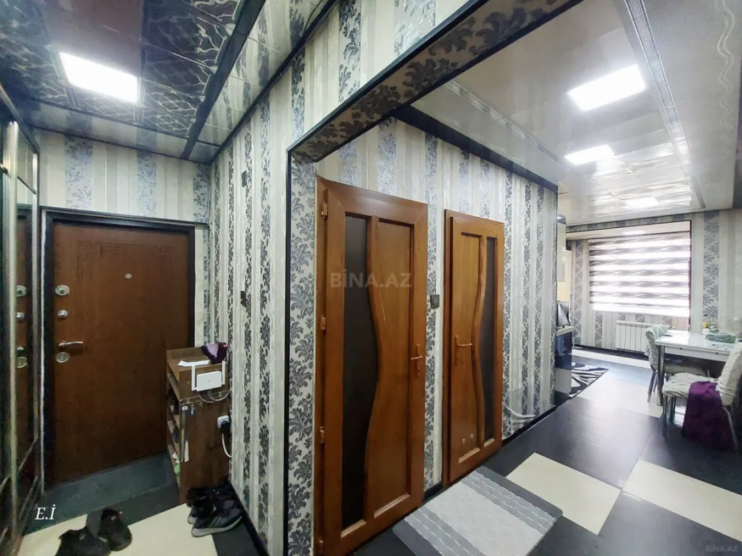 Satılır 3 otaqlı mənzil 72 m²