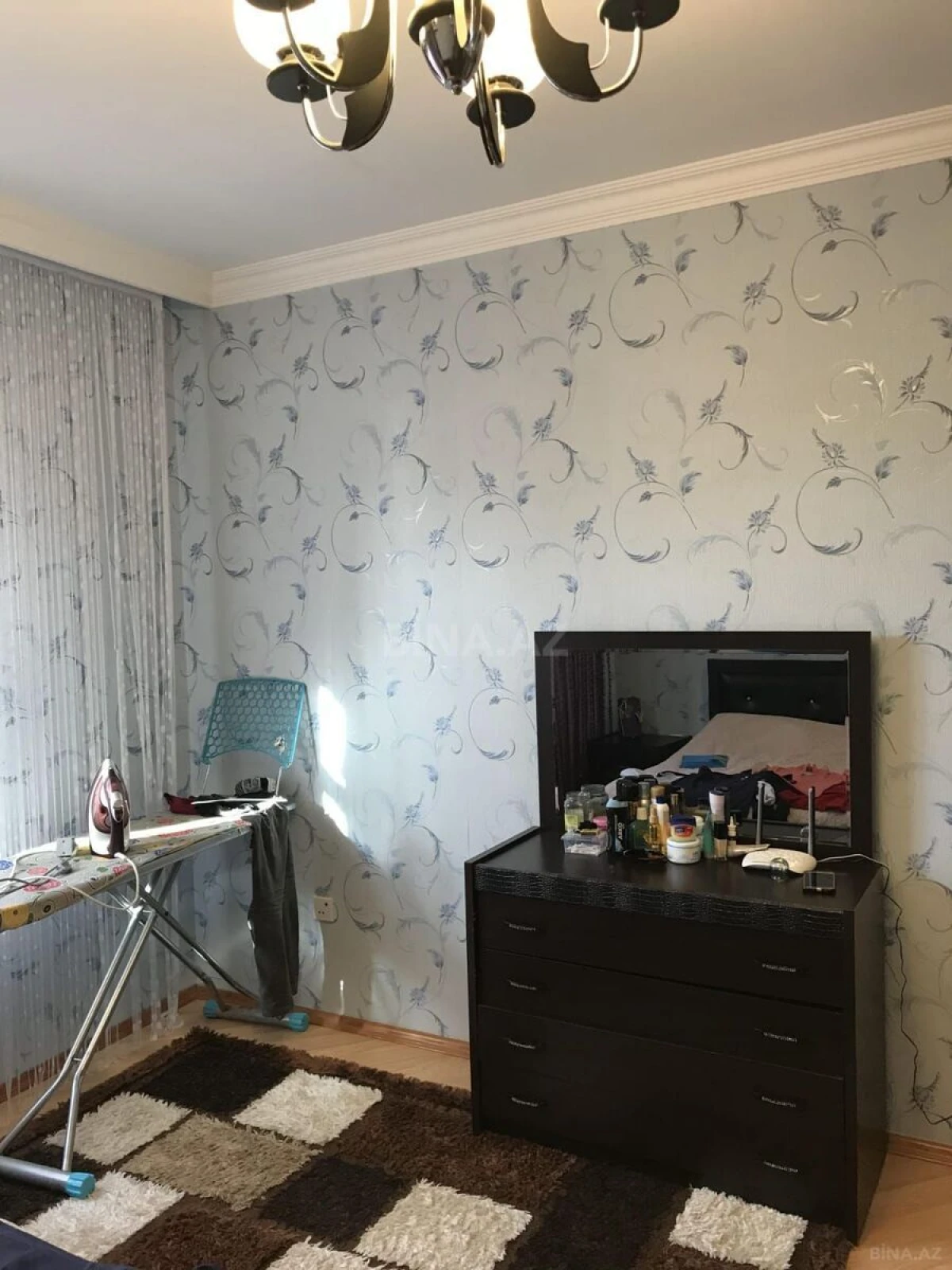 Satılır 4 otaqlı həyət evi 240 m²