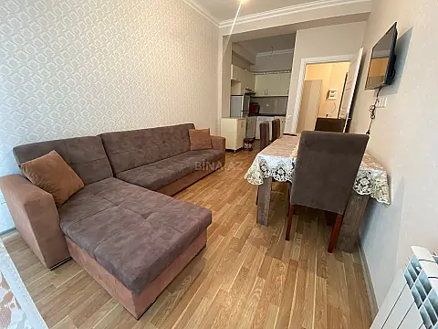 Kirayə verilir 2 otaqlı mənzil 55 m²