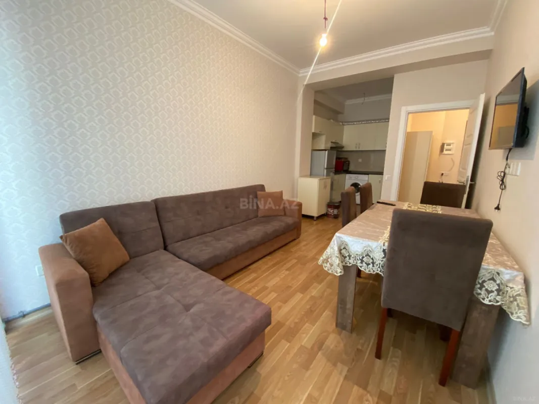 Kirayə verilir 2 otaqlı mənzil 55 m²