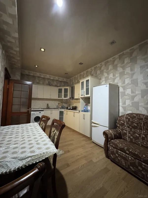 Kirayə verilir 1 otaqlı mənzil 60 m²