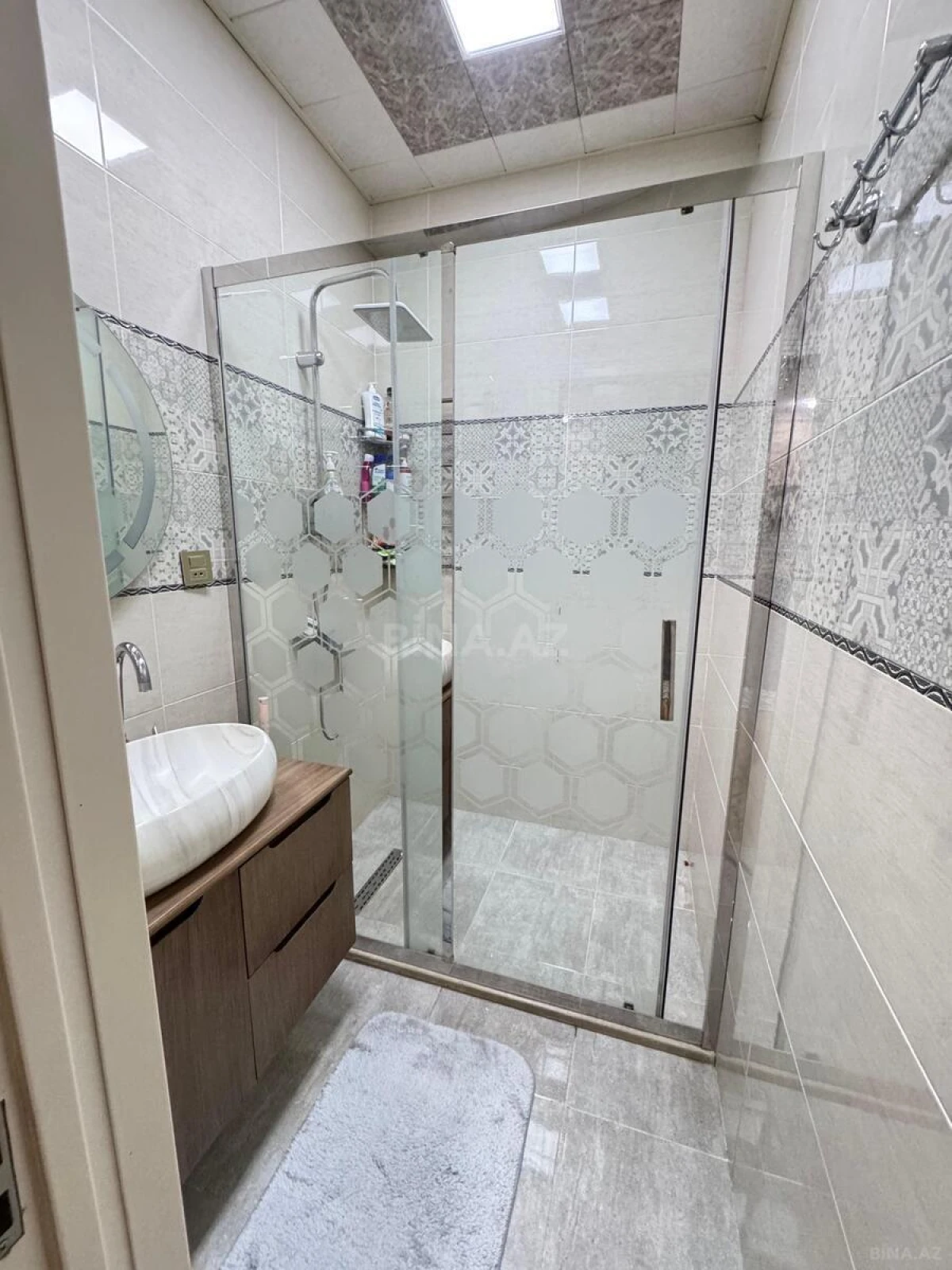 Satılır 2 otaqlı mənzil 100 m²