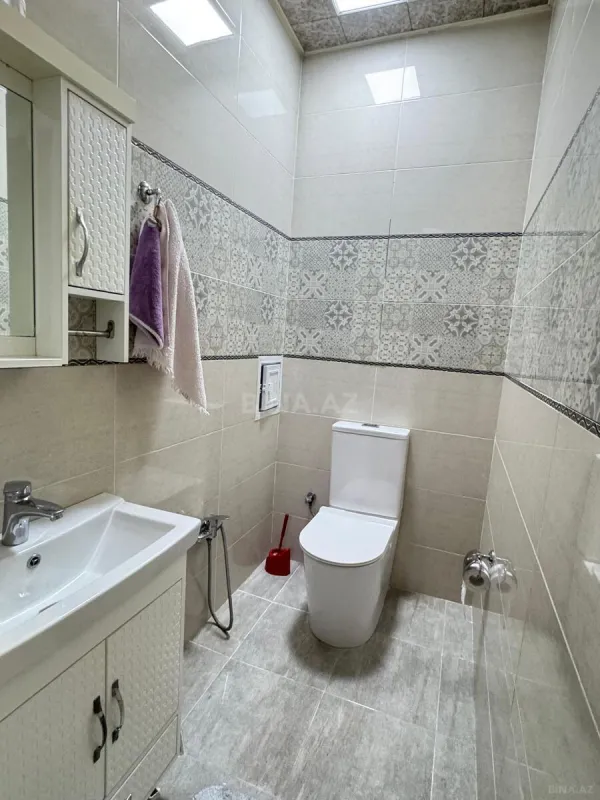 Satılır 2 otaqlı mənzil 100 m²