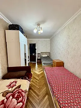 Kirayə verilir 2 otaqlı mənzil 45 m²