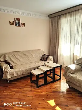 Kirayə verilir 2 otaqlı mənzil 65 m²