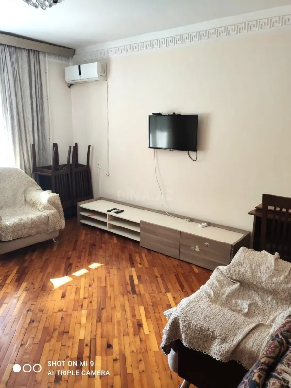 Kirayə verilir 2 otaqlı mənzil 65 m²