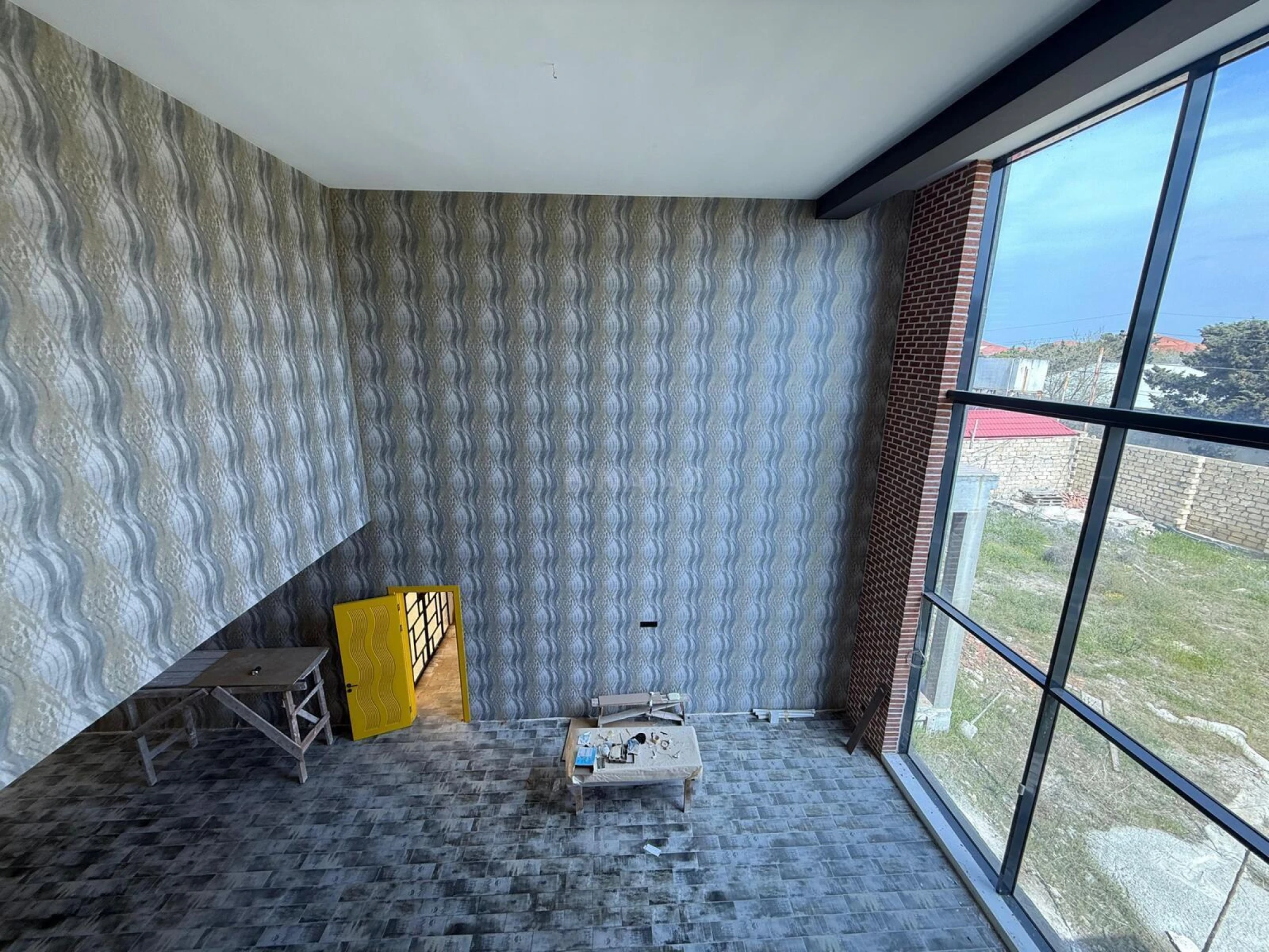 Satılır 10 otaqlı həyət evi 550 m²