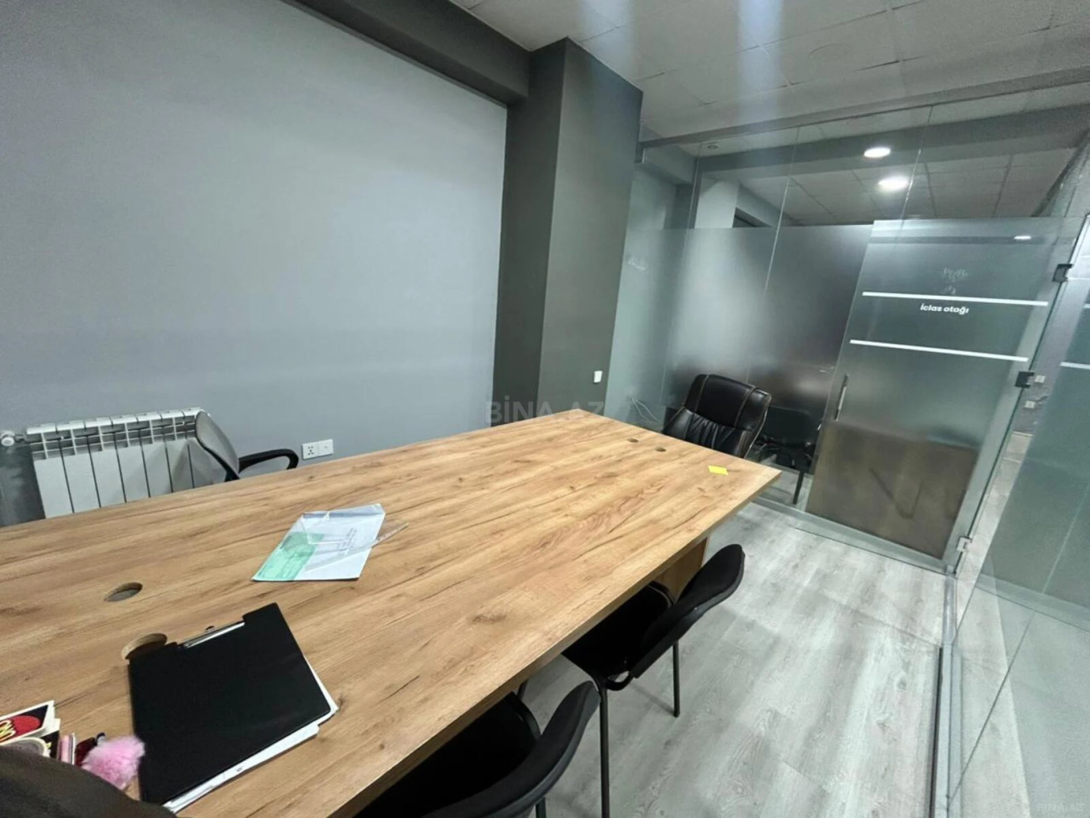 Satılır 6 otaqlı ofis 130 m²