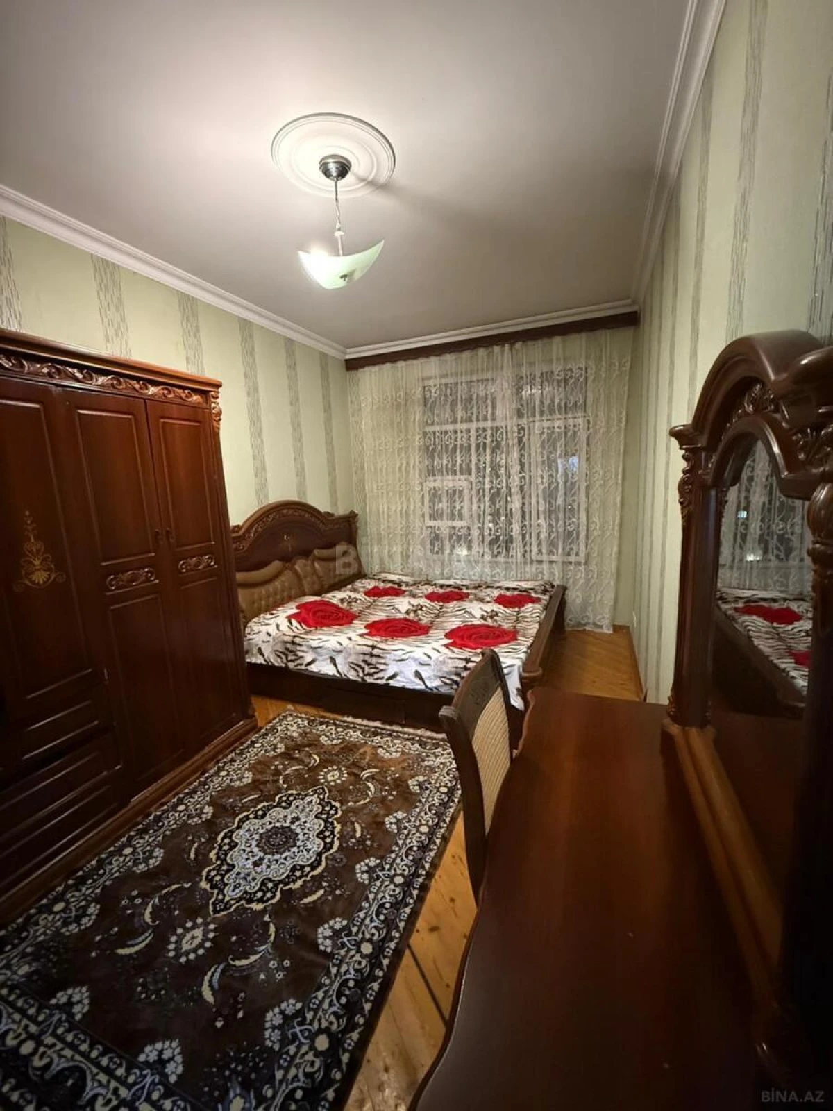 Kirayə verilir 3 otaqlı mənzil 100 m²