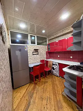 Kirayə verilir 3 otaqlı mənzil 100 m²