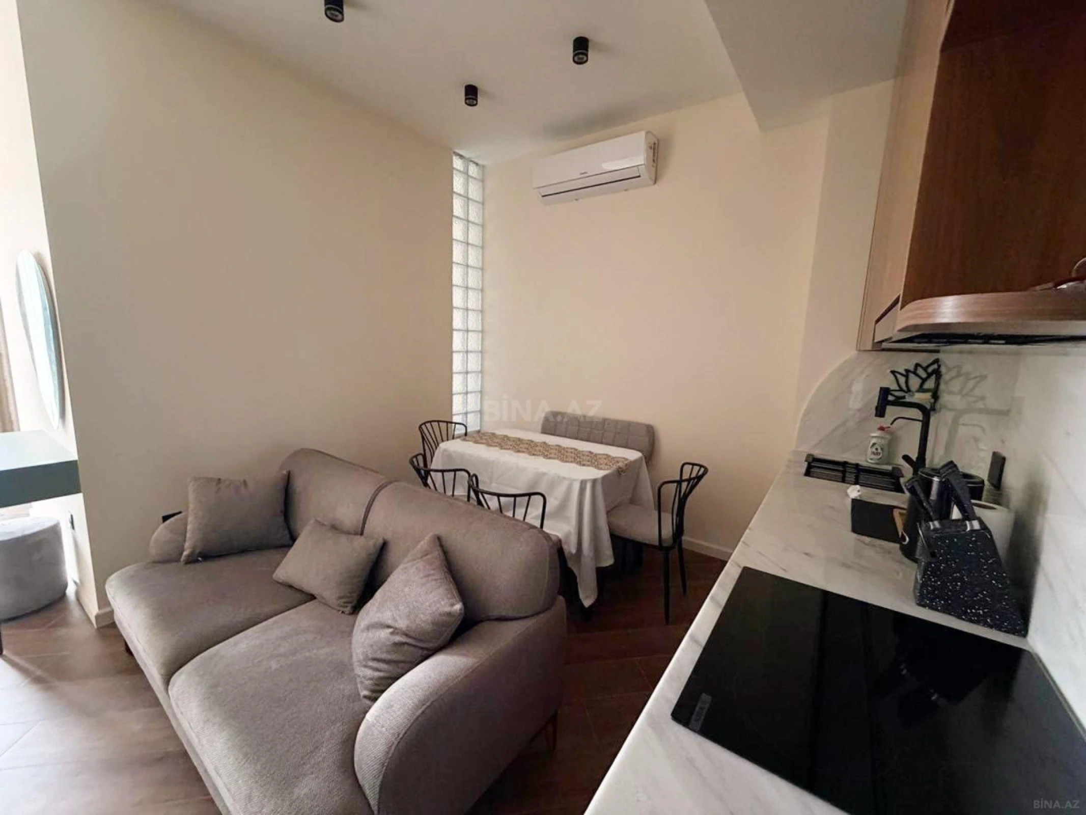 Satılır 2 otaqlı mənzil 57 m²